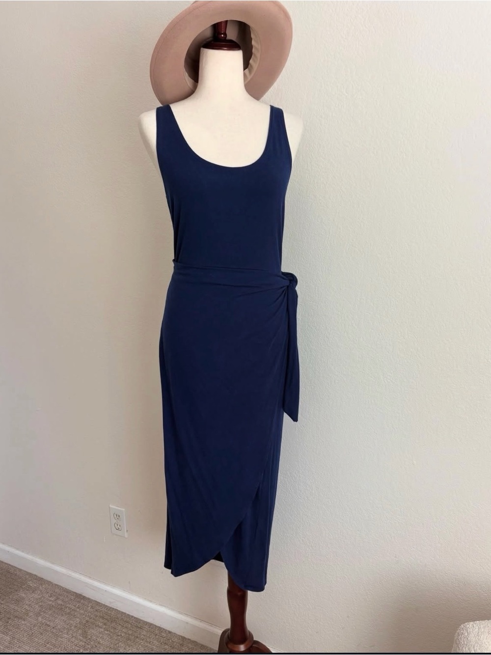 Reformation Kaila Knit Tie Dress